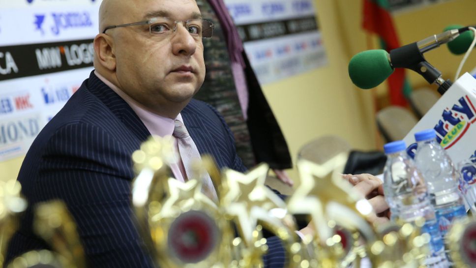 Кралев: Има сериозни проблеми със спортните бази в България