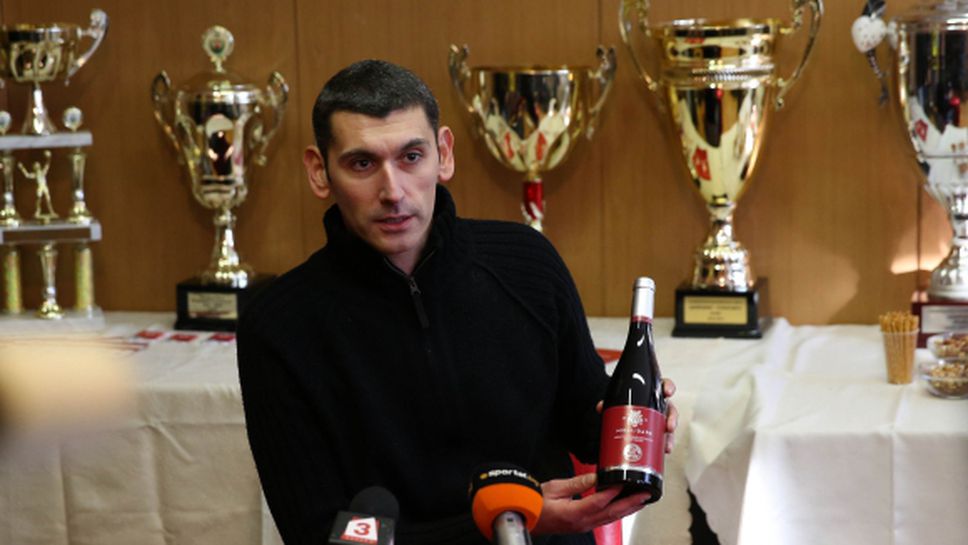 Александър Попов със съвет за оцеляване към отборите на Левски (ВИДЕО)