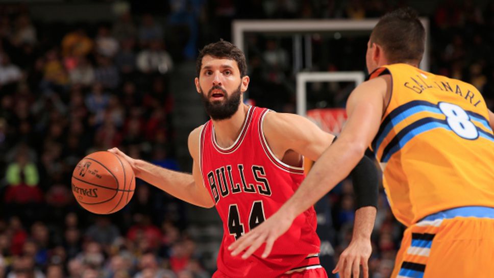 Булс експериментират с Миротич