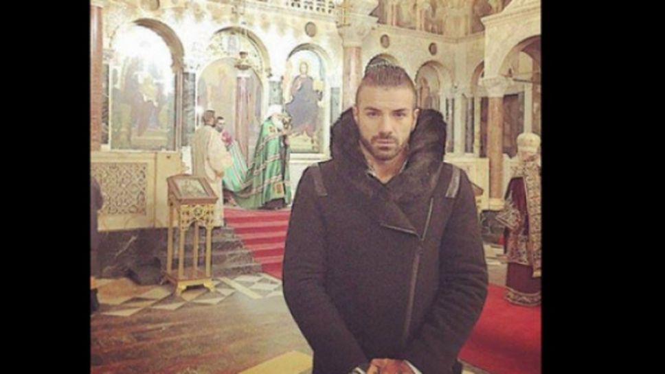 Благо Георгиев се помоли в храма след новогодишната нощ