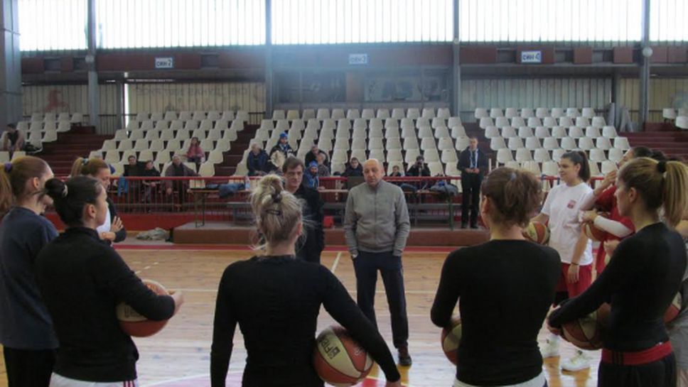 Дунав 8806 проведе първа тренировка