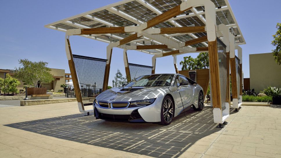 Нови Home Charging услуги от BMW i на изложението в Лас Вегас