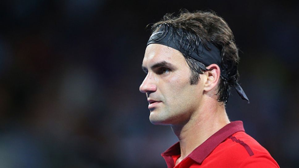 Федерер започна годината с трудна победа