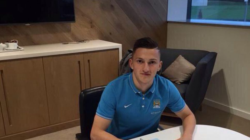 Австрийски младежки национал продължи договора си с Ман Сити