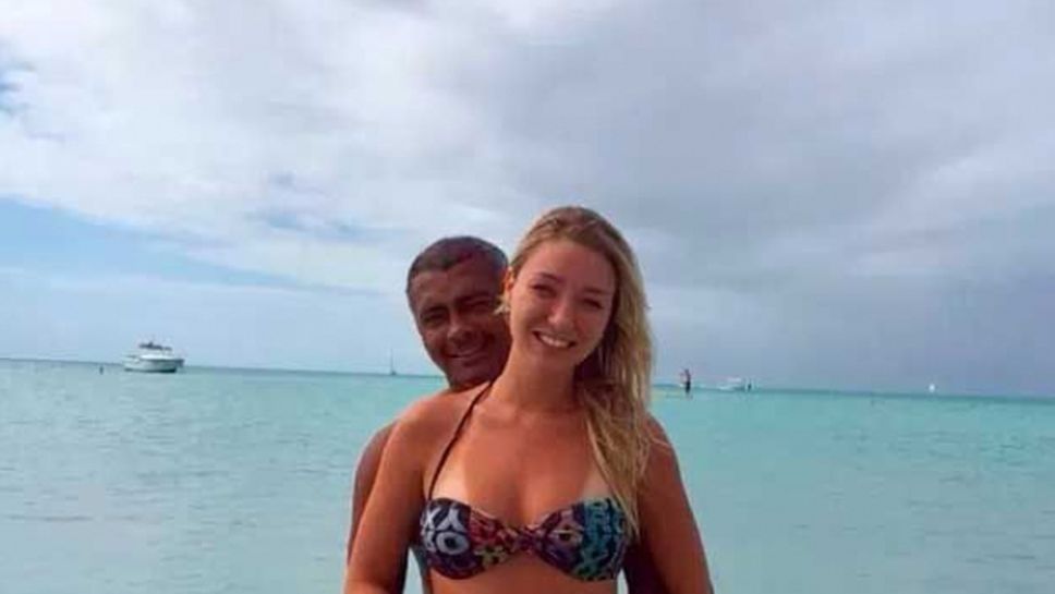 Ромарио заби 18-годишна американска певица (СНИМКИ)