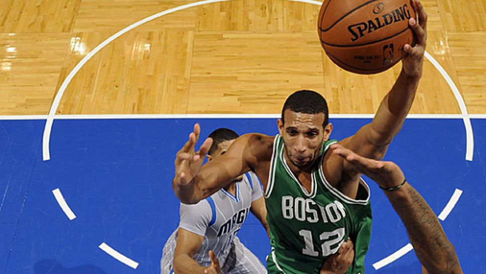 Брандън Райт отива във Финикс