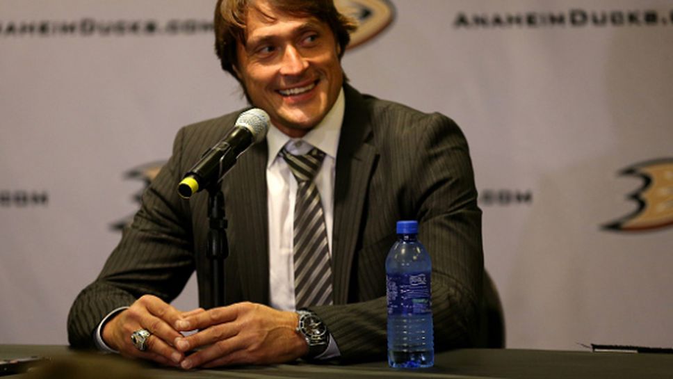 Анахайм извади от употреба номера на легендата Селане