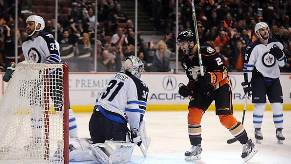 Анахайм надигра Уинипег след дузпи