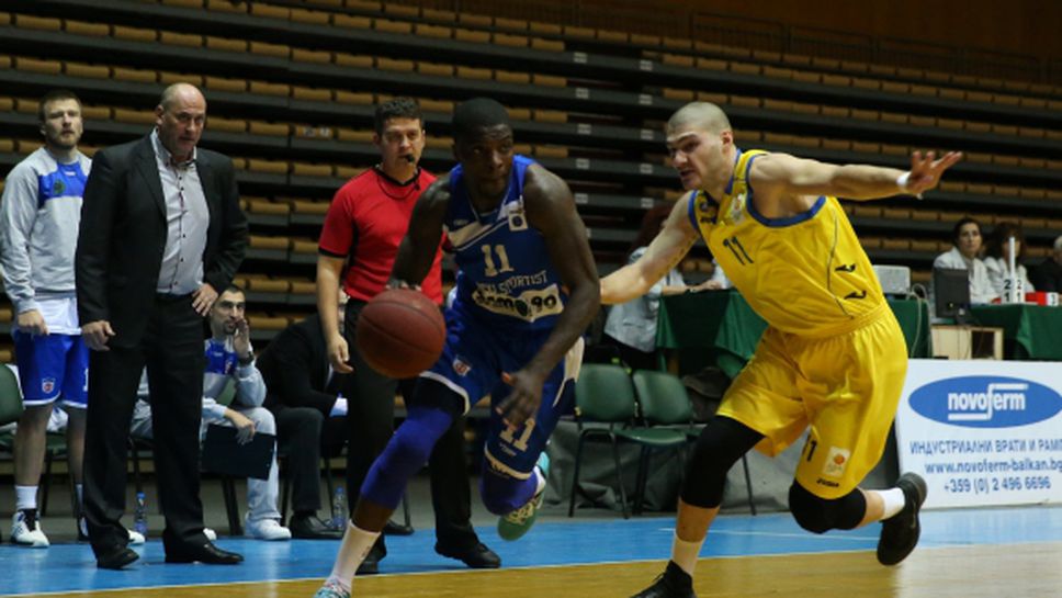 Рилски не убеди, но победи Левски