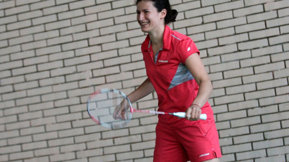 Линда Зечири се класира за полуфиналите, Петя Неделчева отпадна