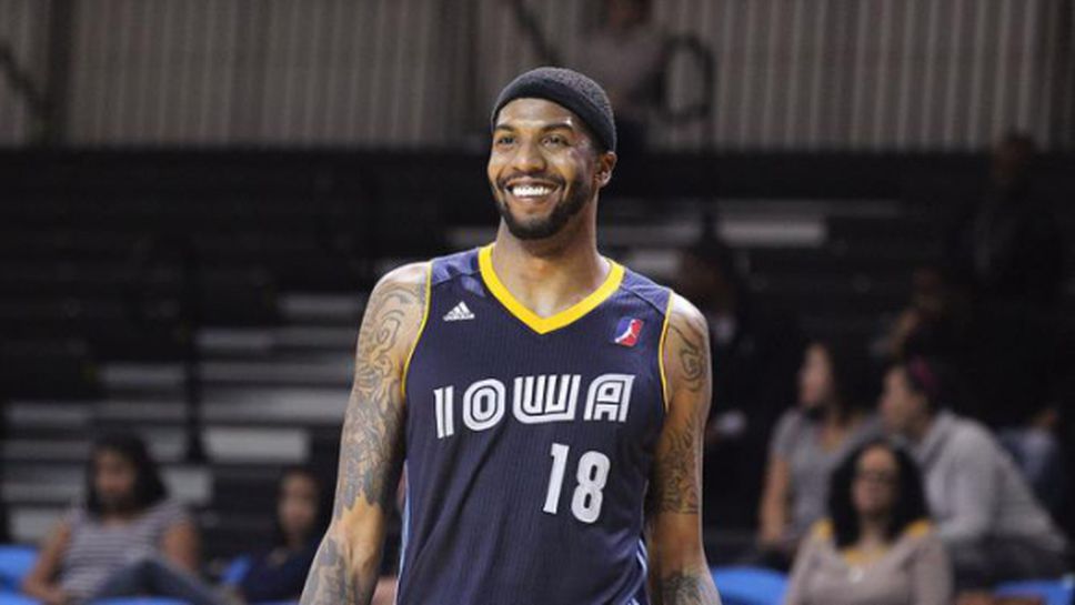 Мемфис върна Тайръс Томас в НБА