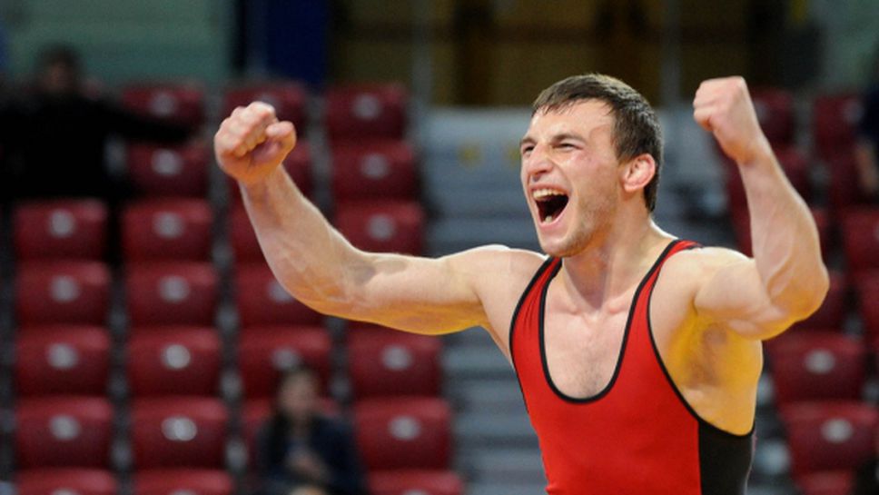 Български победи за Отбора на света по борба