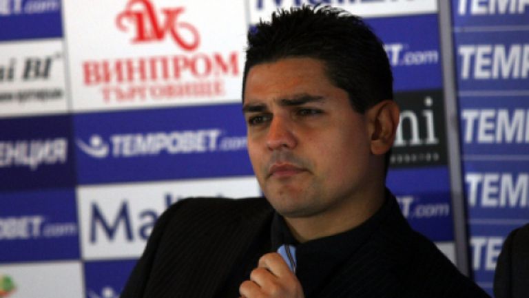Василев: Томов взе ЦСКА, за да не влезе в затвора