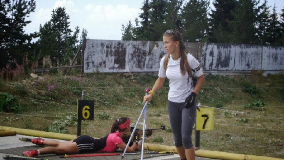 Гергана Велкова остана 22-а в спринта при девойките на европейското по биатлон