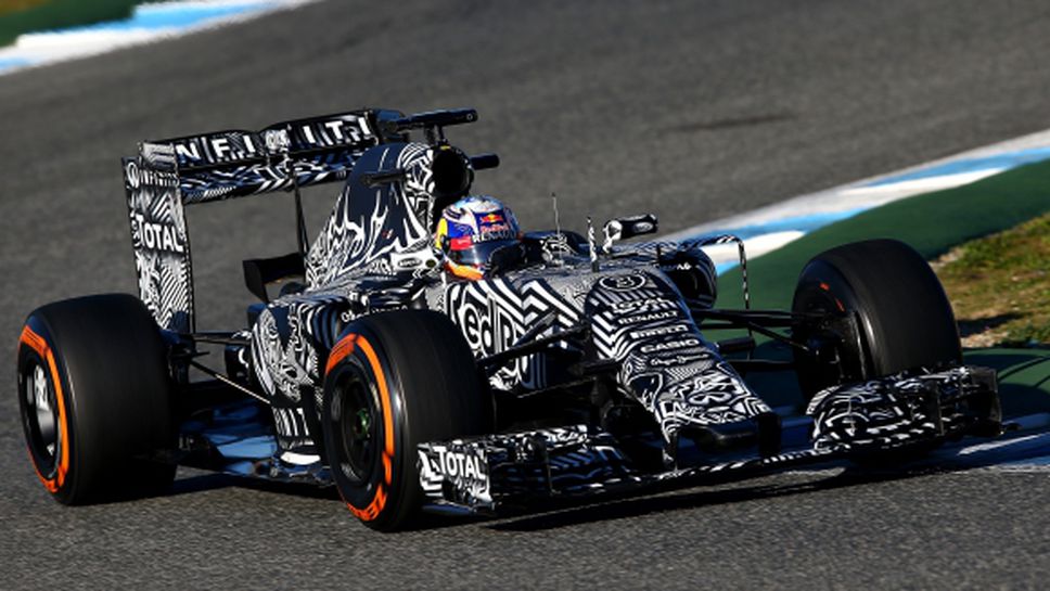 Вижте дебюта на "CamoBull" RB11 в Испания (Видео)