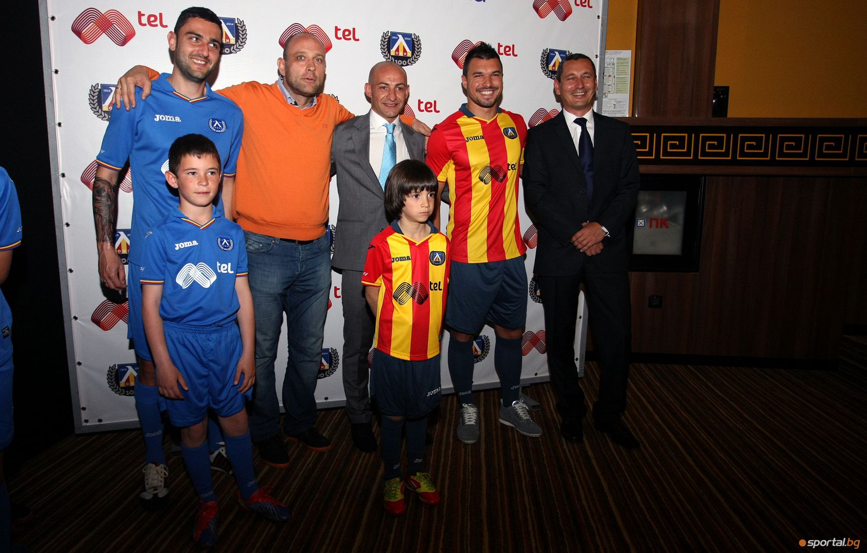 Левски показа уникален екип за 100-годишнината