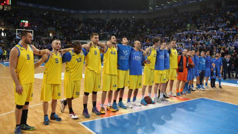 Баскетболистите на Левски благодариха на феновете