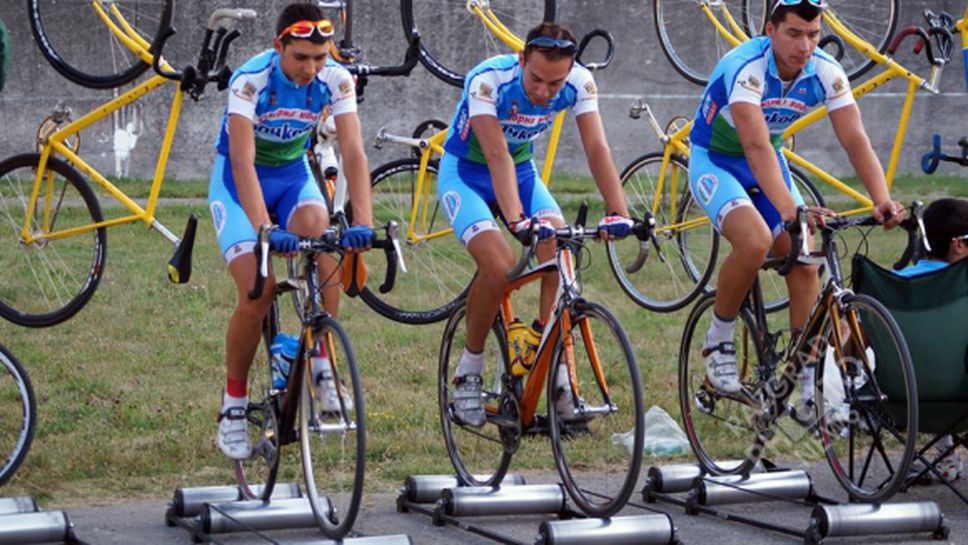 Колоездачите на "Цар Симеон 1898" започнаха зимната си подготовка