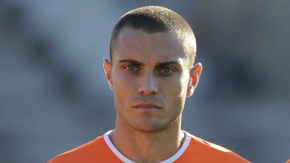 Двамата българи в първенството на Тайланд започнаха с победа