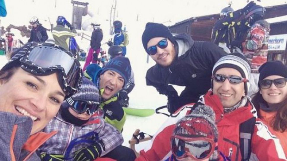 Хлапетата на Буфон се забавляват с новия приятел на майка им