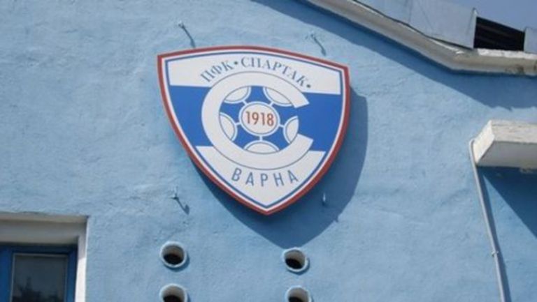 Паника в Спартак Вн - клубът няма право да картотекира 23-мата си чужденци, трябва да изгони 8