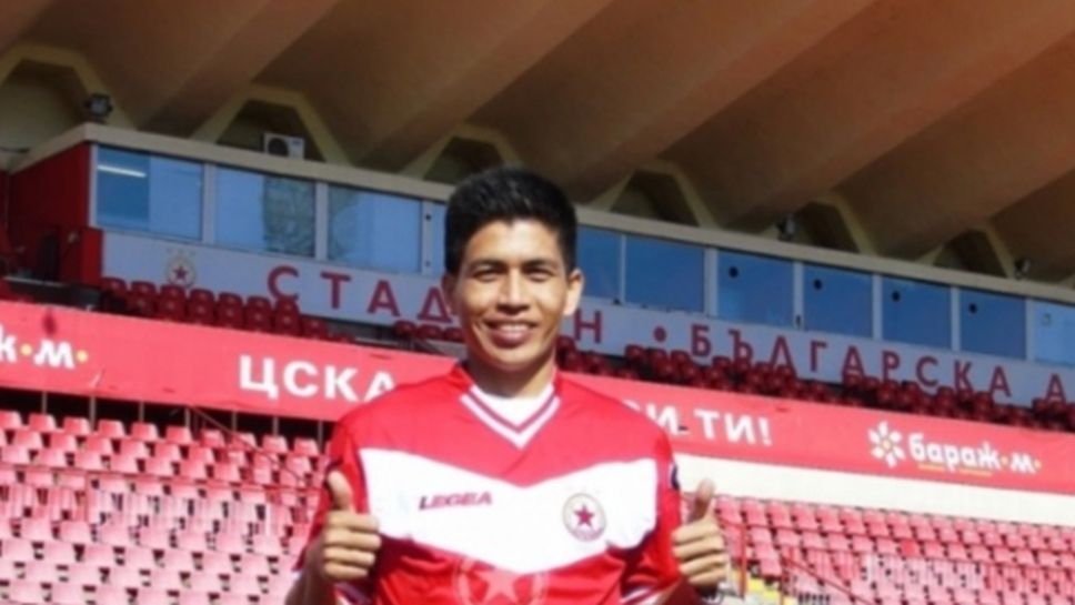 35-годишен индиец се присъедини към ЦСКА