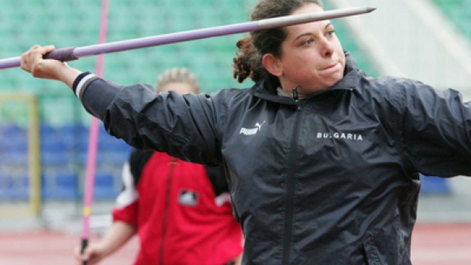 Румяна Карапетрова със златото на националния шампионат по хвърляне в Пловдив