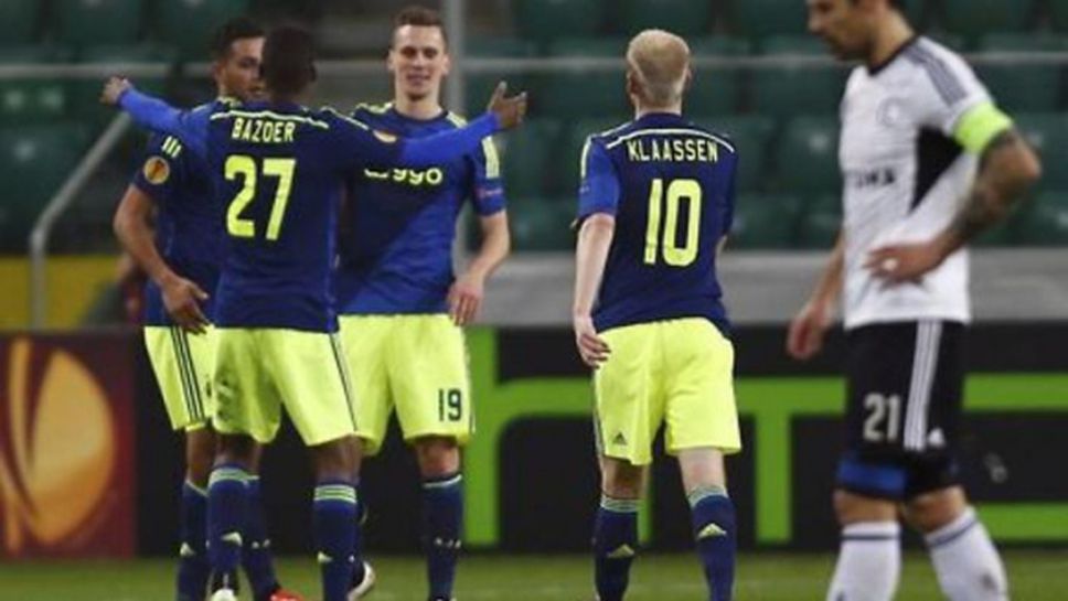 Аякс нанесе първо поражение на ПСВ като домакин в дербито на Холандия