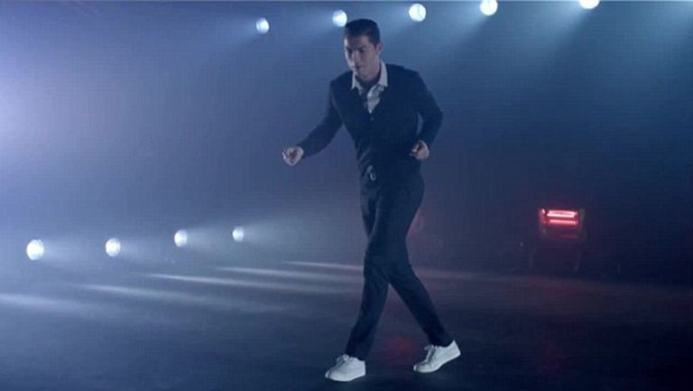 Кристиано танцува като Майкъл Джексън (видео)