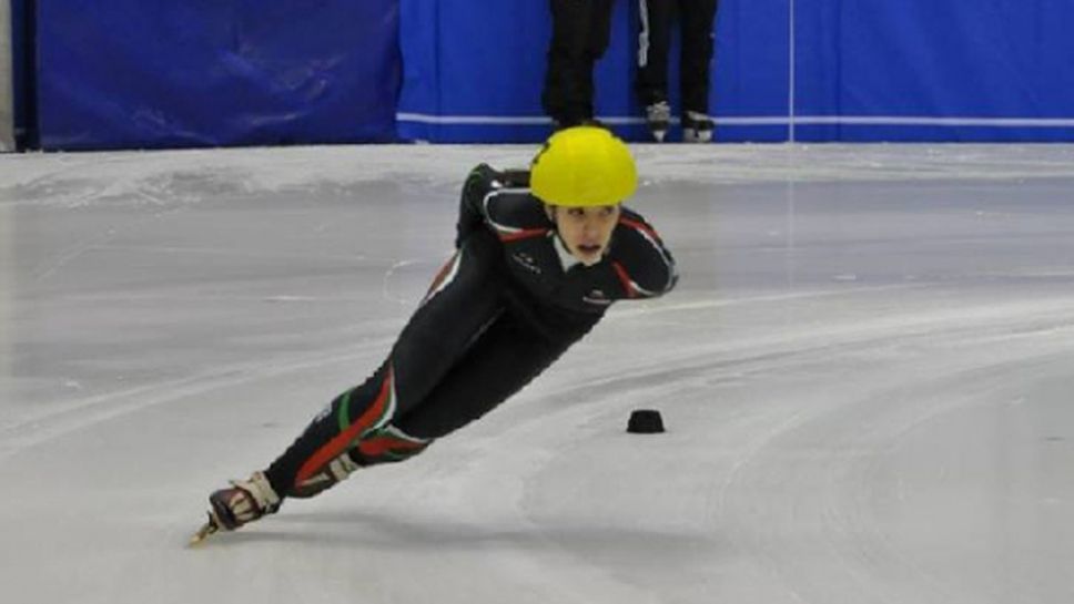 Маноилова спечели титлите на 1500 и на 500 метра на държавното