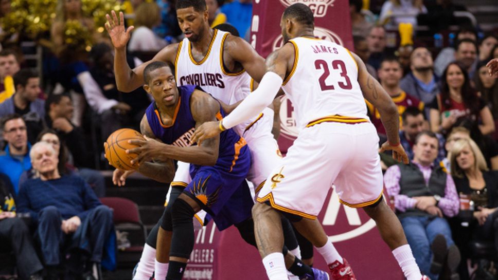 Кливлънд отново бие у дома, ЛеБрон с пореден рекорд
