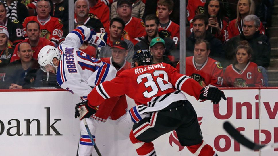 Дерик Брасард донесе победа на Рейнджърс в продължението срещу Чикаго