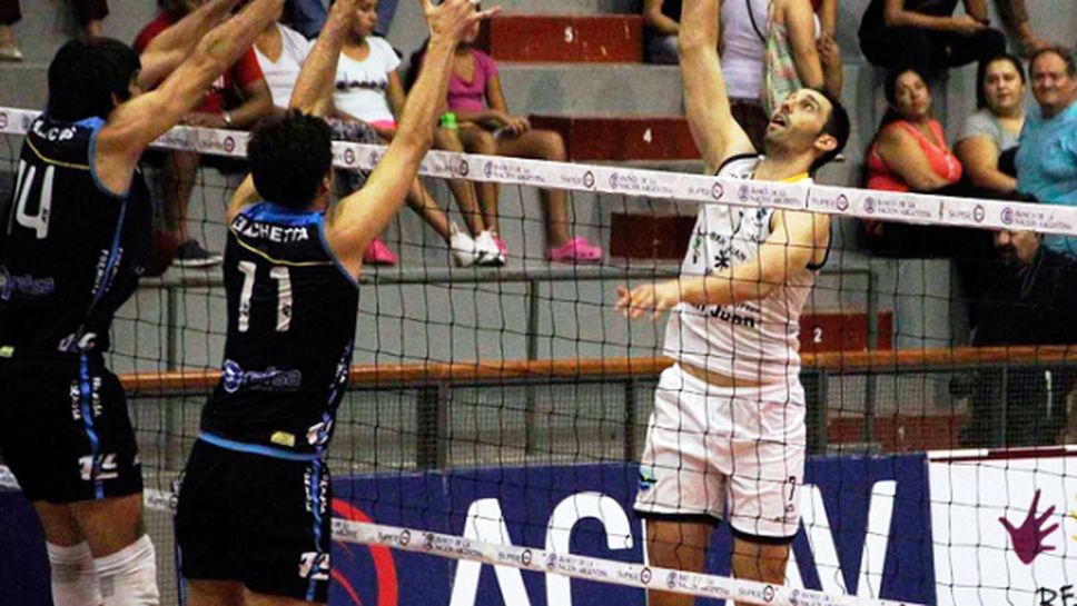 Николай Учиков с 12 точки, UPCN (Сан Хуан) започна с победа в плейофите в Аржентина
