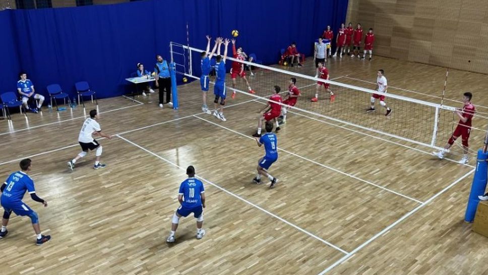 Изненади и "вечно" дерби на полуфиналите на държавното за прекадети