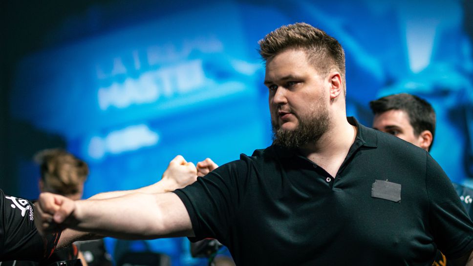 Liquid изглежда в безизходица