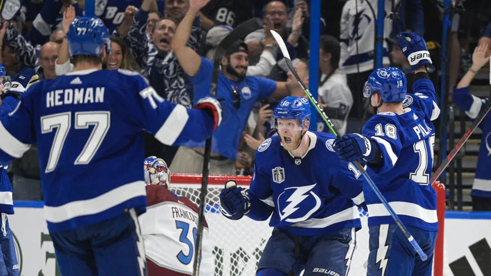 Тампа Бей намали изоставането си във финалната серия на НХЛ