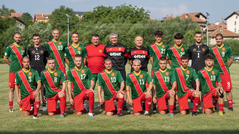 Отборът на футболистите без договори стартира подготовка за новия сезон