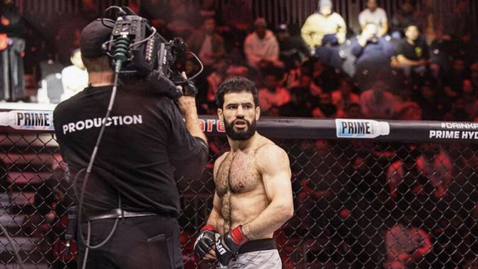 Мохамед Наимов надделя над Боган Град в Баку