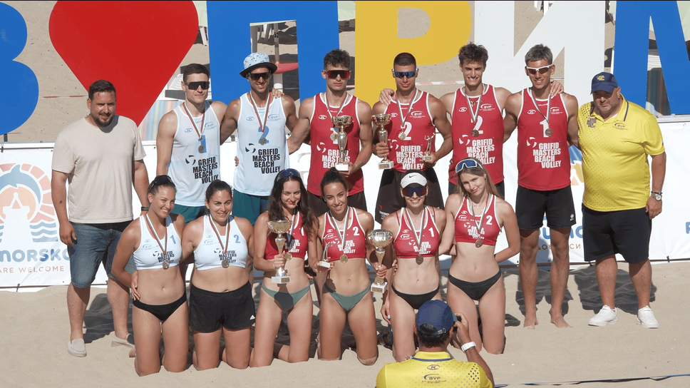 Гавраилова & Николова и Антов & Згуров грабнаха титлите на Grifid Masters в Приморско