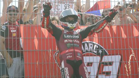 Втора поредна победа върна Марк Маркес в битката за титлата в MotoGP