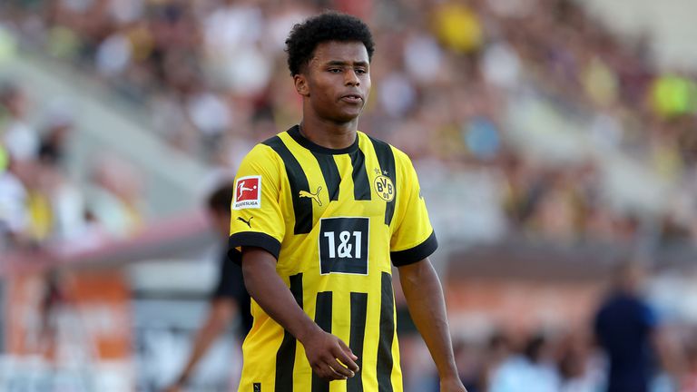 Нападателите Адейеми и Алер са нови попълнения в състава на