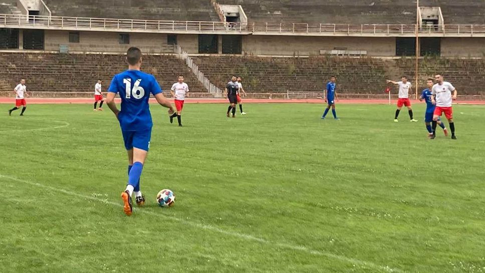 Спартак (Пловдив) догони Асеновец в последните секунди