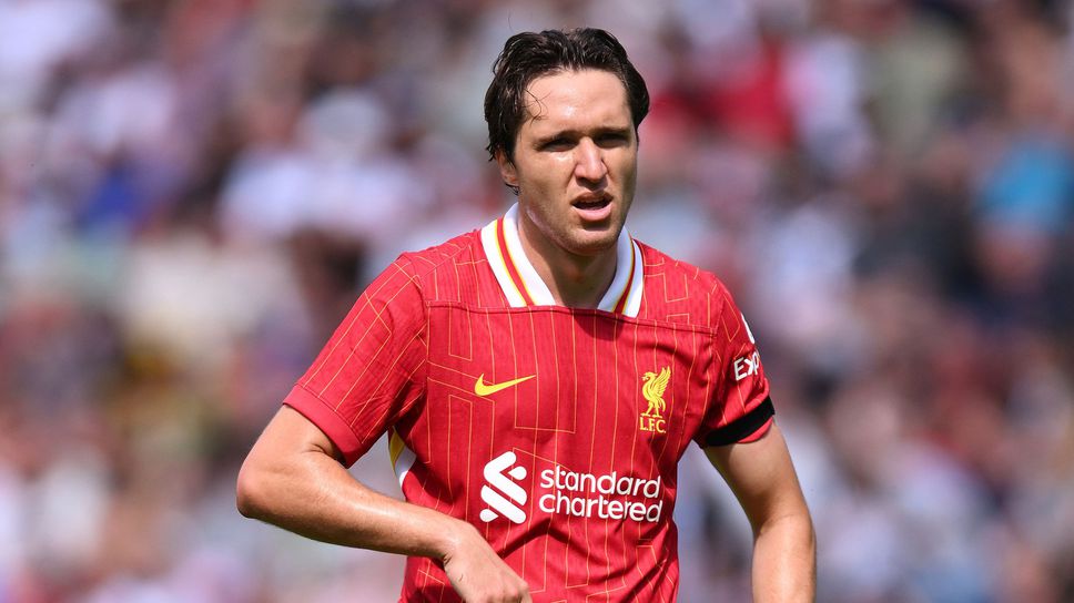 Слот остави Киеза извън състава за Шампионска лига, но се довери на Нгумоа