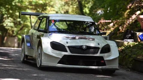  Пламен Камбуров с победа на старта на сезона 