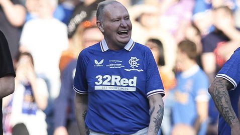 Пол Гаскойн е изпаднал в безсъзнание и е хоспитализиран