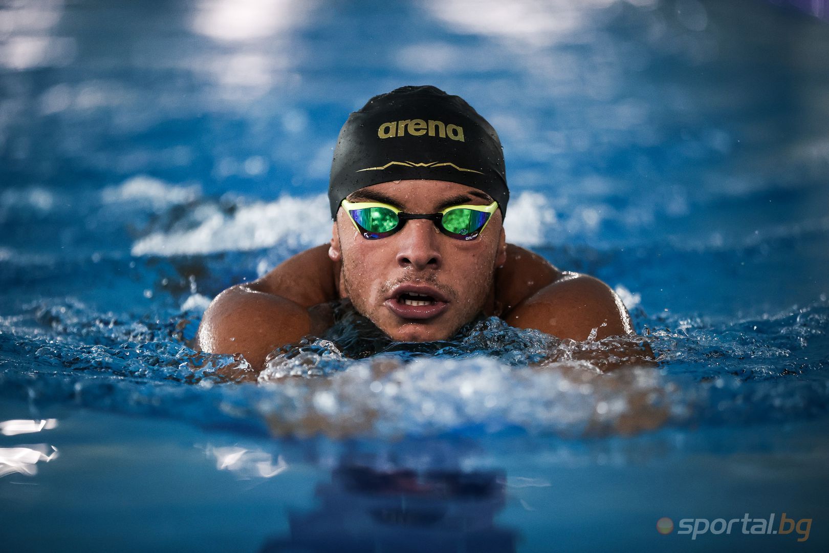 Тренировка на националите по плуване преди Световното първенство