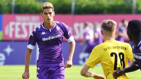  Димо Кръстев тренира с първия тим на Фиорентина 