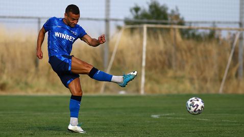  Спартак (Пловдив) и Черноморец не съумяха да намерят пътя към гола 