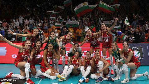 България продължава напред на Евро 2021 след разгром над Испания 🇧🇬🏐🇪🇸