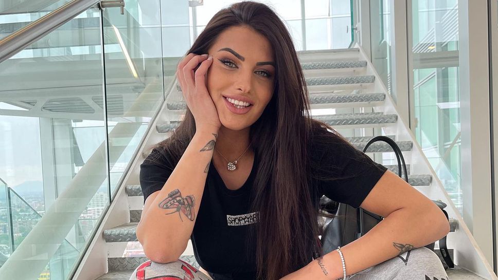 Тръпката на Влахович трупа лайкове със сочните си форми